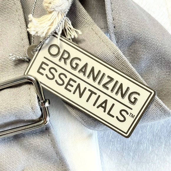 Organizing Essentials Laundry Tote - Picture 8 of 9